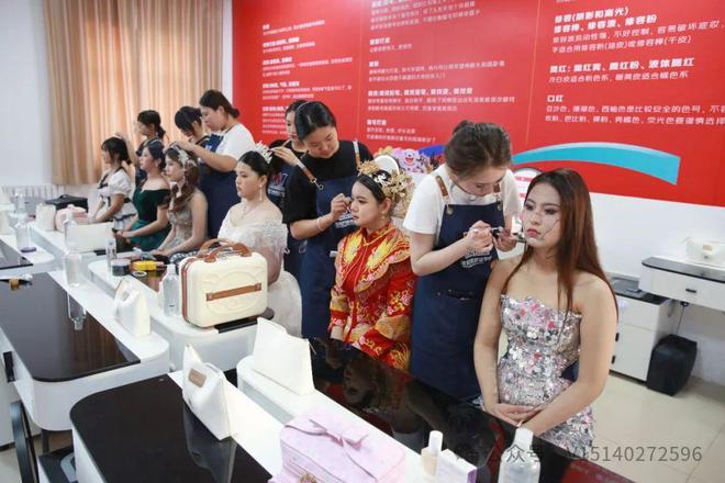 看！四大宝藏专业毕业即逆袭J9九游会初中毕业女生必(图8)