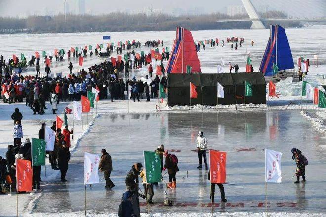 攻略中央大街+冰雪大世界+雪乡费用九游会哈尔滨报团游6天5晚深度游(图2)